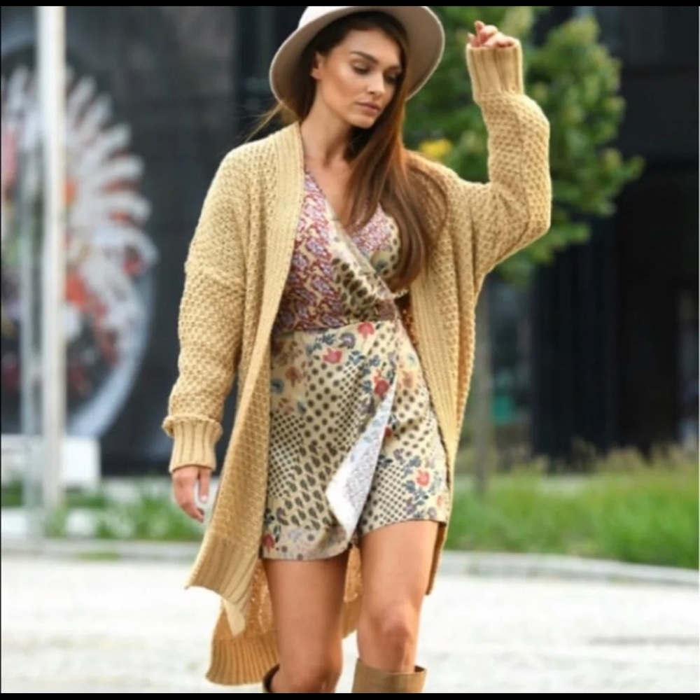 ZARA Bloggers Fav Printed Jumpsuit Dress XS,S - Picture 4 of 6